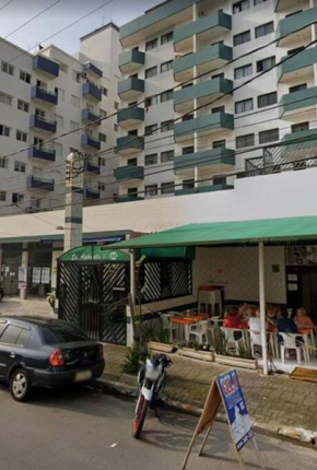 Apartamento em frente à Praia